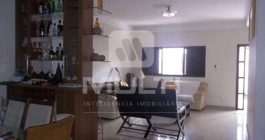 Casa com 4 quartos à venda no Tibery, Uberlândia 