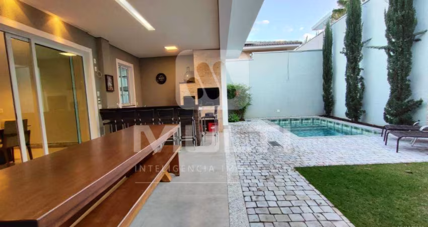 Casa em condomínio fechado com 3 quartos à venda no Jardins Roma, Uberlândia 