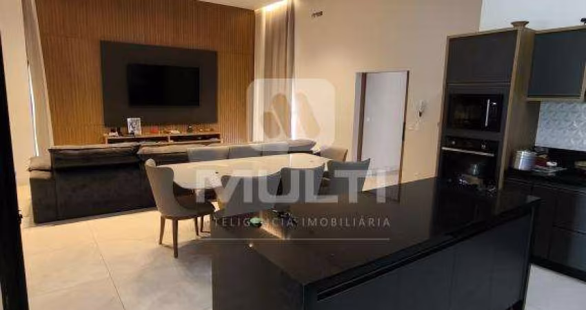 Casa com 5 quartos à venda no Jardim das Palmeiras, Uberlândia 