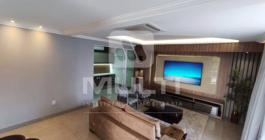 Casa com 3 quartos à venda na Cidade Jardim, Uberlândia 