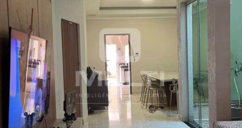 Casa com 3 quartos à venda no Jardim Inconfidência, Uberlândia 