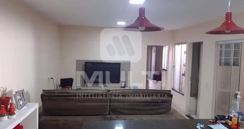 Casa com 3 quartos à venda no Tocantins, Uberlândia 