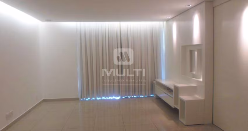 Apartamento com 3 quartos à venda no Fundinho, Uberlândia 