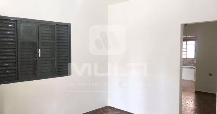 Casa com 4 quartos à venda no Tabajaras, Uberlândia 