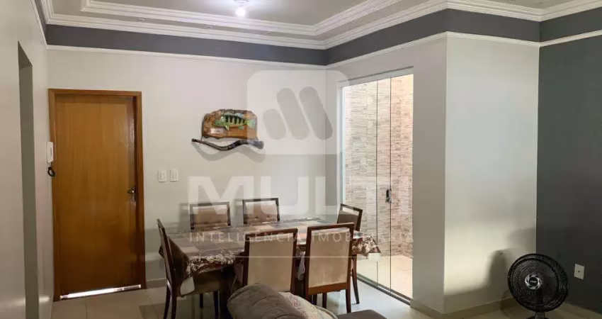 Casa com 3 quartos à venda no Santa Rosa, Uberlândia 