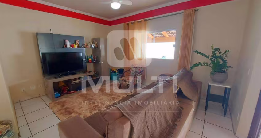 Casa com 4 quartos à venda no Santa Mônica, Uberlândia 