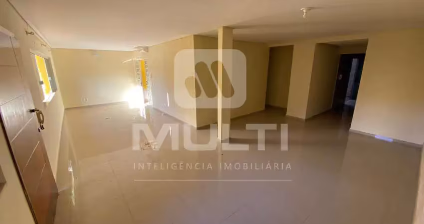 Casa com 3 quartos à venda no Itapema Sul, Uberlândia 