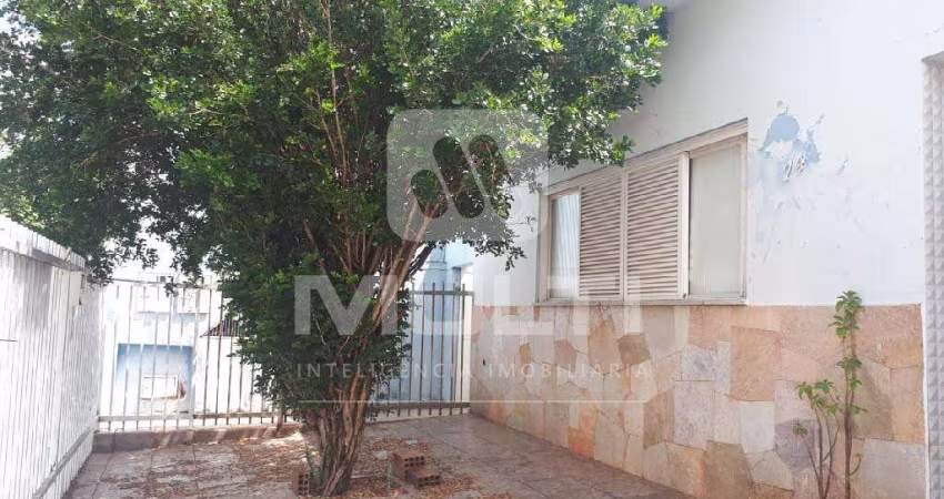 Casa com 5 quartos à venda no Martins, Uberlândia 
