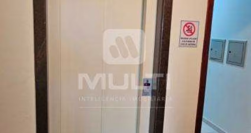 Apartamento com 3 quartos à venda no Osvaldo Rezende, Uberlândia 