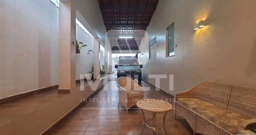 Casa com 3 quartos à venda no Jaraguá, Uberlândia 