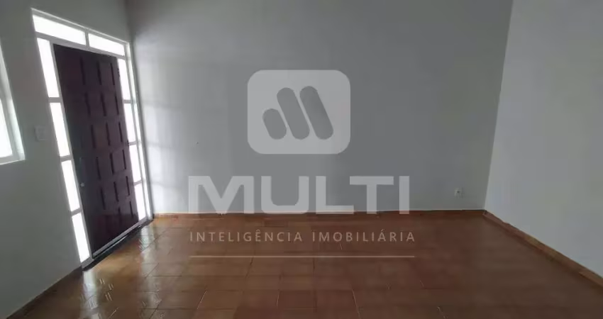 Casa com 4 quartos à venda na Cidade Jardim, Uberlândia 