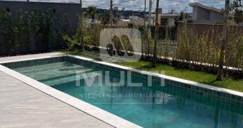 Casa em condomínio fechado com 4 quartos à venda no Gávea, Uberlândia 