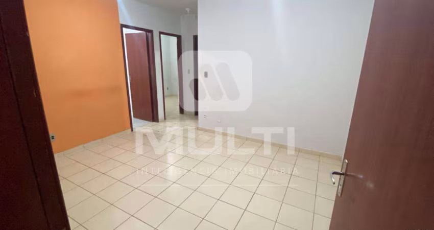 Apartamento com 2 quartos para alugar no Cazeca, Uberlândia 