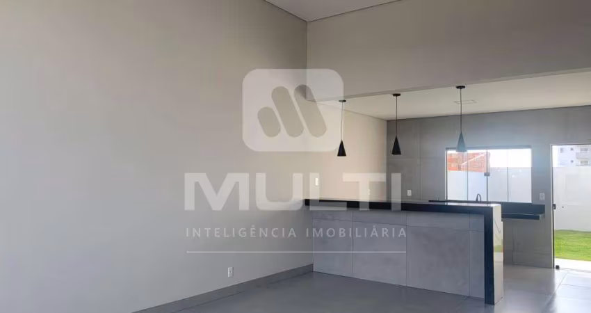 Casa com 3 quartos à venda no Jardim Brasília, Uberlândia 