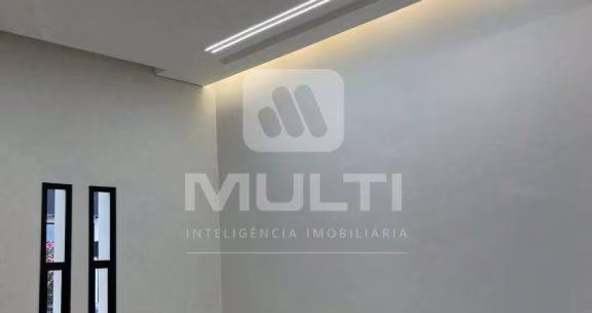 Casa em condomínio fechado com 3 quartos à venda no Alto Umuarama, Uberlândia 