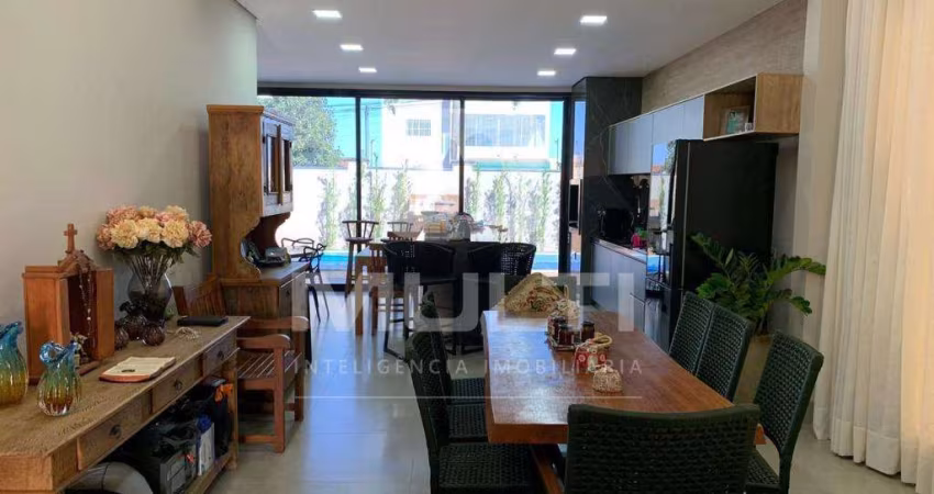 Casa em condomínio fechado com 3 quartos à venda no Shopping Park, Uberlândia 