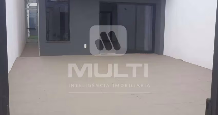 Casa com 3 quartos à venda no Novo Mundo, Uberlândia 