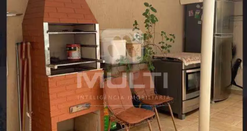 Casa com 3 quartos à venda no Planalto, Uberlândia 