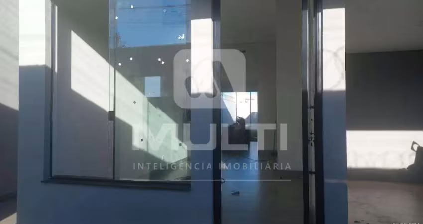 Casa com 3 quartos à venda no Shopping Park, Uberlândia 
