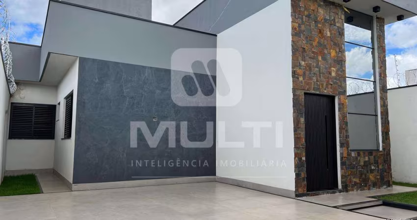 Casa com 3 quartos à venda no Portal do Vale, Uberlândia 