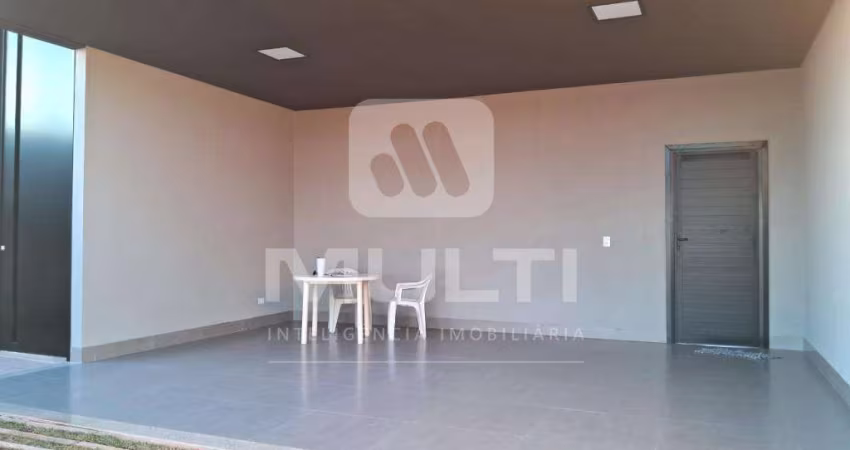Casa com 3 quartos à venda no Grand Ville, Uberlândia 