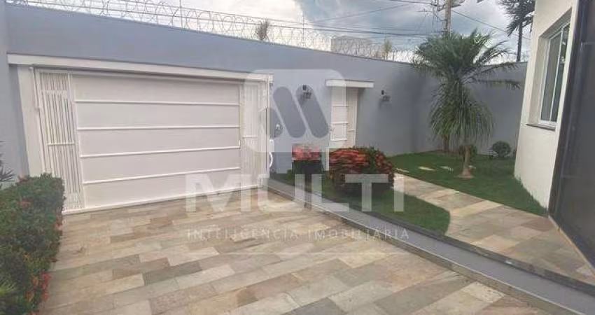Casa com 4 quartos para alugar no Jardim Karaíba, Uberlândia 