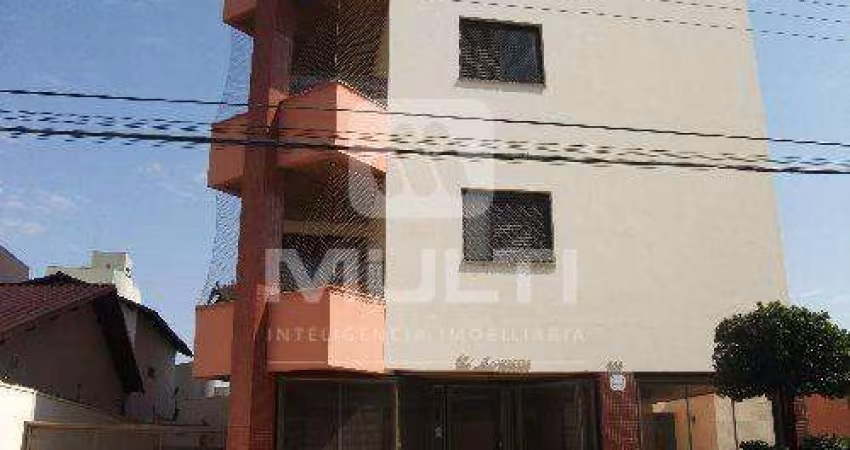 Apartamento com 3 quartos para alugar no Santa Maria, Uberlândia 