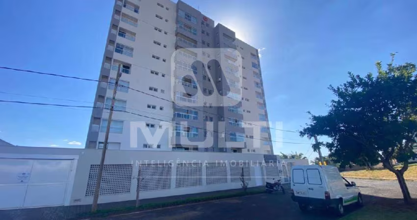 Apartamento com 3 quartos para alugar no Jardim Colina, Uberlândia 