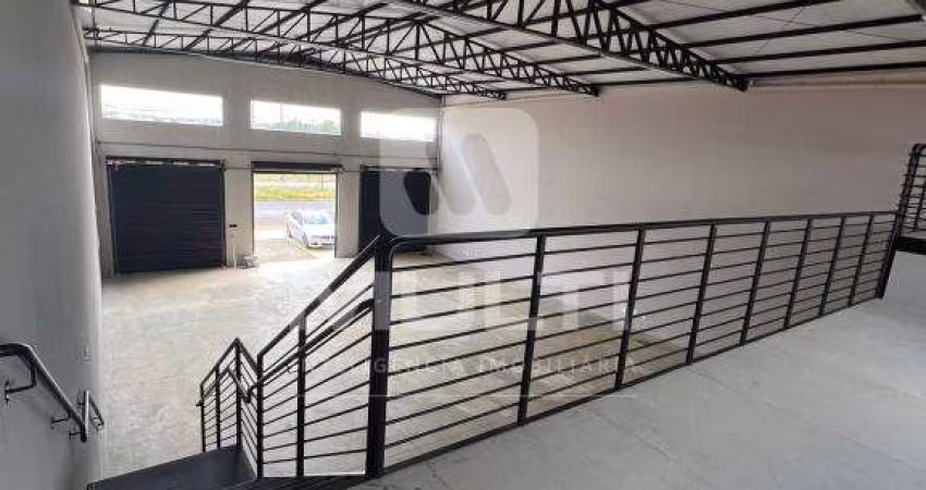 Barracão / Galpão / Depósito à venda no Novo Mundo, Uberlândia 