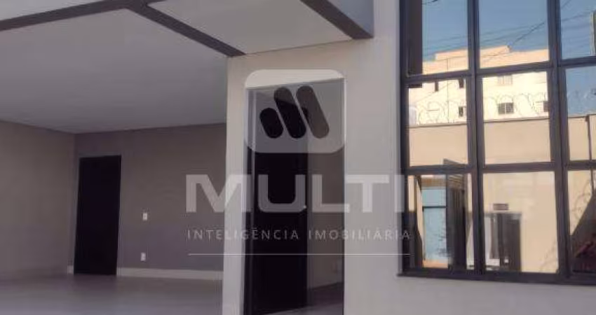 Casa com 3 quartos à venda no Pampulha, Uberlândia 