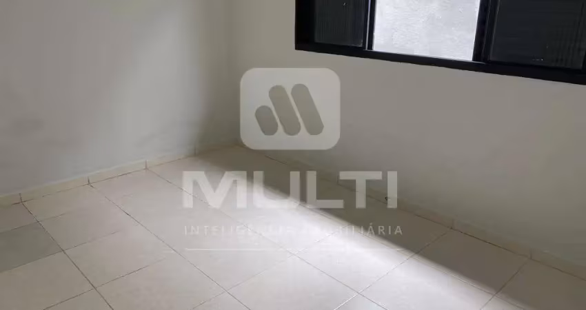 Casa com 2 quartos à venda no Santa Mônica, Uberlândia 