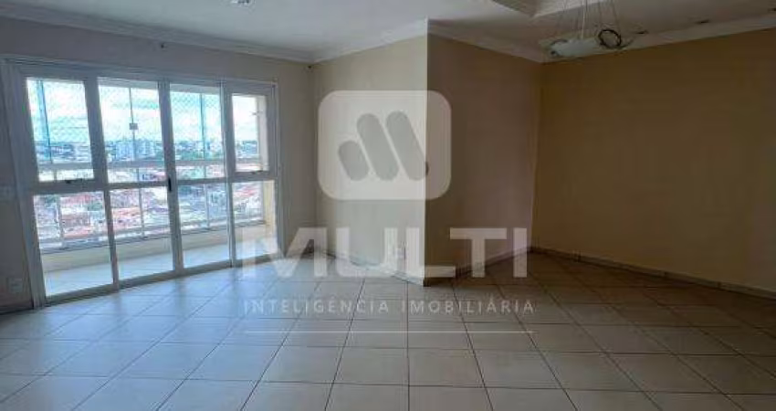 Apartamento com 3 quartos à venda no Osvaldo Rezende, Uberlândia 