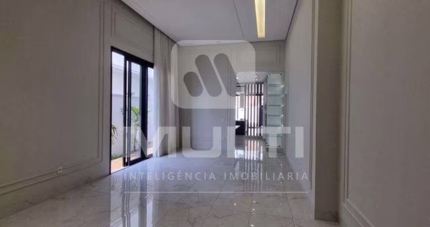 Casa em condomínio fechado com 3 quartos à venda em Laranjeiras, Uberlândia 