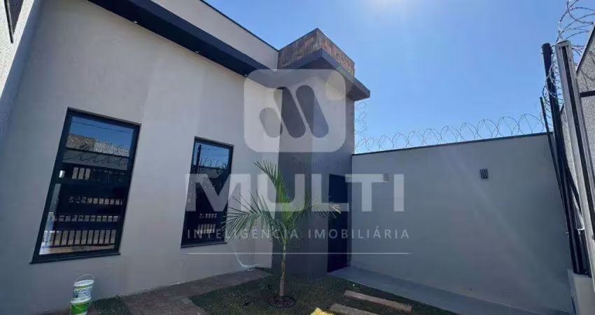 Casa com 3 quartos à venda no Novo Mundo, Uberlândia 