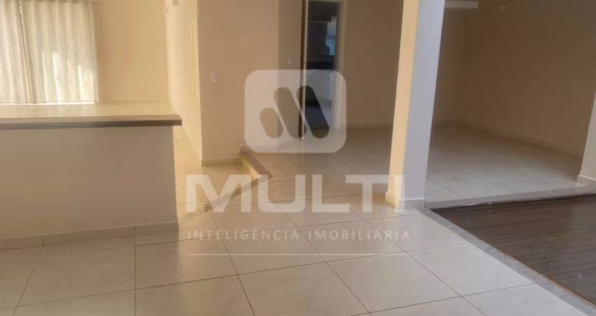 Casa com 4 quartos à venda no Morada da Colina, Uberlândia 