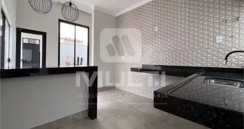Casa com 3 quartos à venda no Vigilato Pereira, Uberlândia 