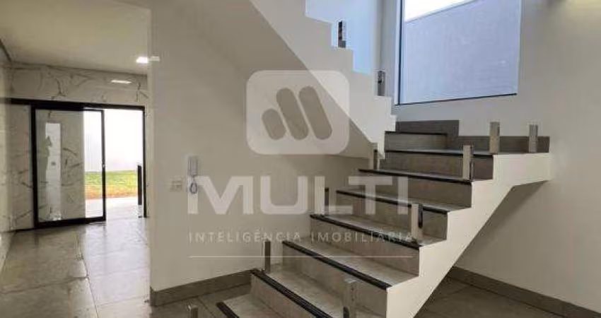 Casa com 3 quartos à venda no Santa Mônica, Uberlândia 