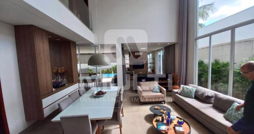 Casa em condomínio fechado com 3 quartos à venda no Jardim Sul, Uberlândia 