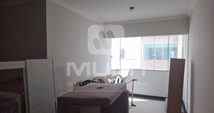 Apartamento com 3 quartos à venda no Tubalina, Uberlândia 