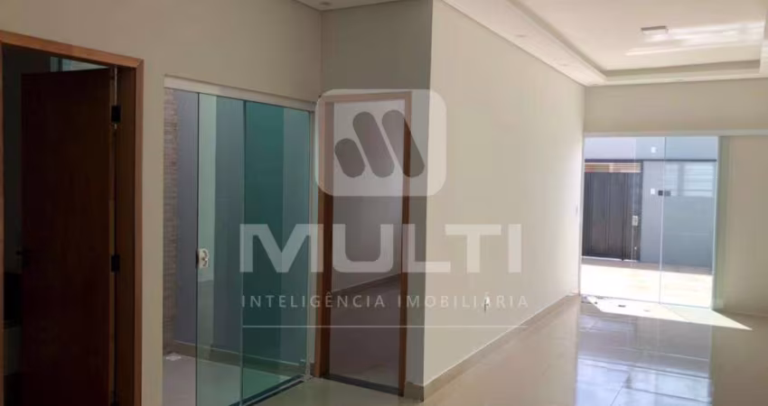 Casa em condomínio fechado com 2 quartos à venda no Jardim Holanda, Uberlândia 