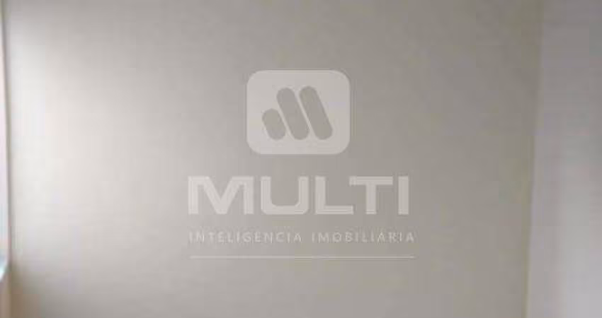 Casa em condomínio fechado com 3 quartos à venda em Saraiva, Uberlândia 