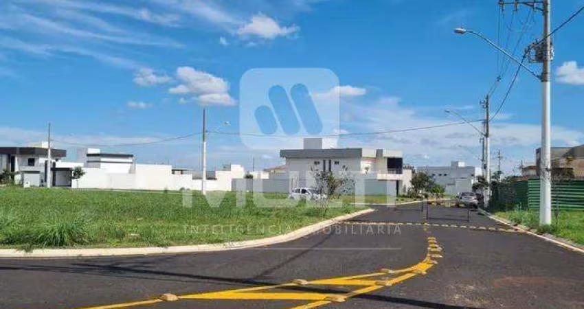Terreno em condomínio fechado à venda no Shopping Park, Uberlândia 