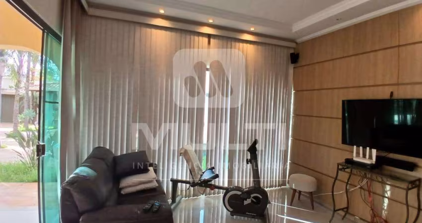 Casa com 3 quartos à venda no Jardim Karaíba, Uberlândia 