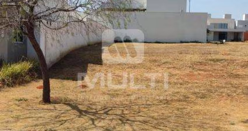 Terreno em condomínio fechado à venda no Alphaville, Uberlândia 