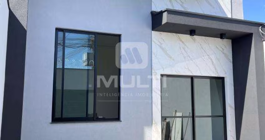 Casa com 3 quartos à venda no Jardim Brasília, Uberlândia 
