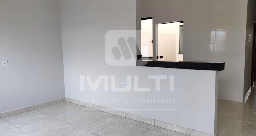 Casa com 2 quartos à venda no Jardim Ipanema I, Uberlândia 