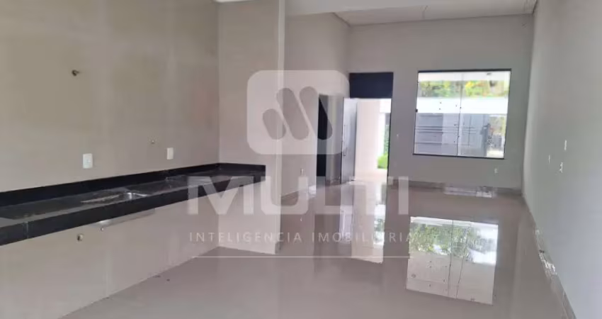 Casa com 3 quartos à venda na Cidade Jardim, Uberlândia 