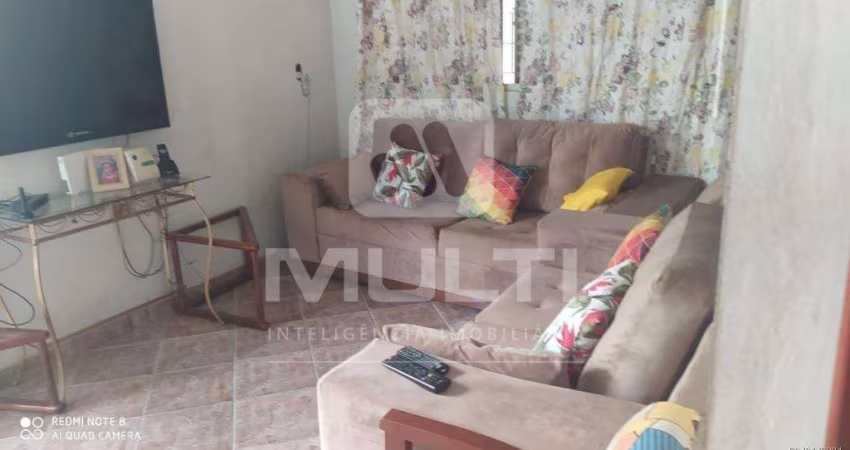 Casa com 3 quartos à venda no Jardim América II, Uberlândia 