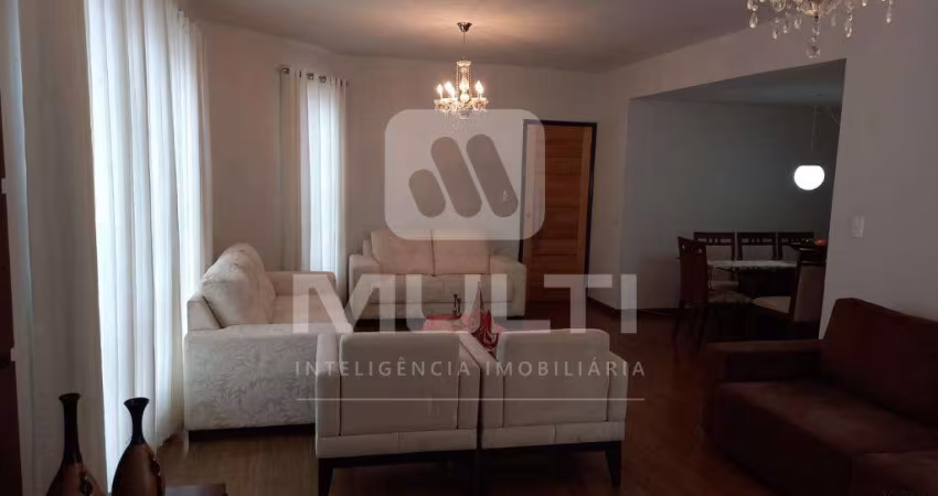 Apartamento com 4 quartos à venda no Centro, Uberlândia 