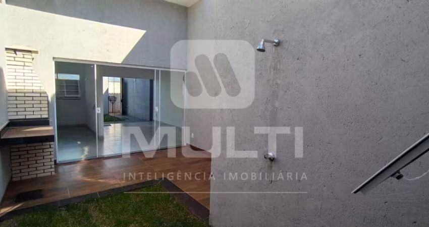 Casa com 2 quartos à venda no Jardim Auroras, Uberlândia 
